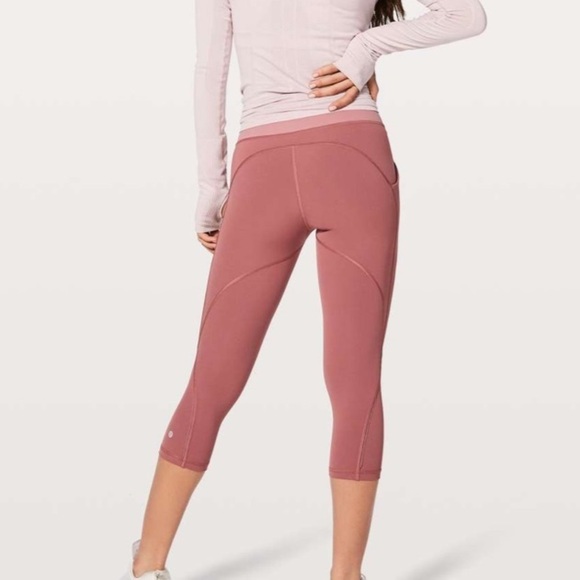 Lululemon Quick Feet Crop Auburn Quicksand - Picture 2 of 5